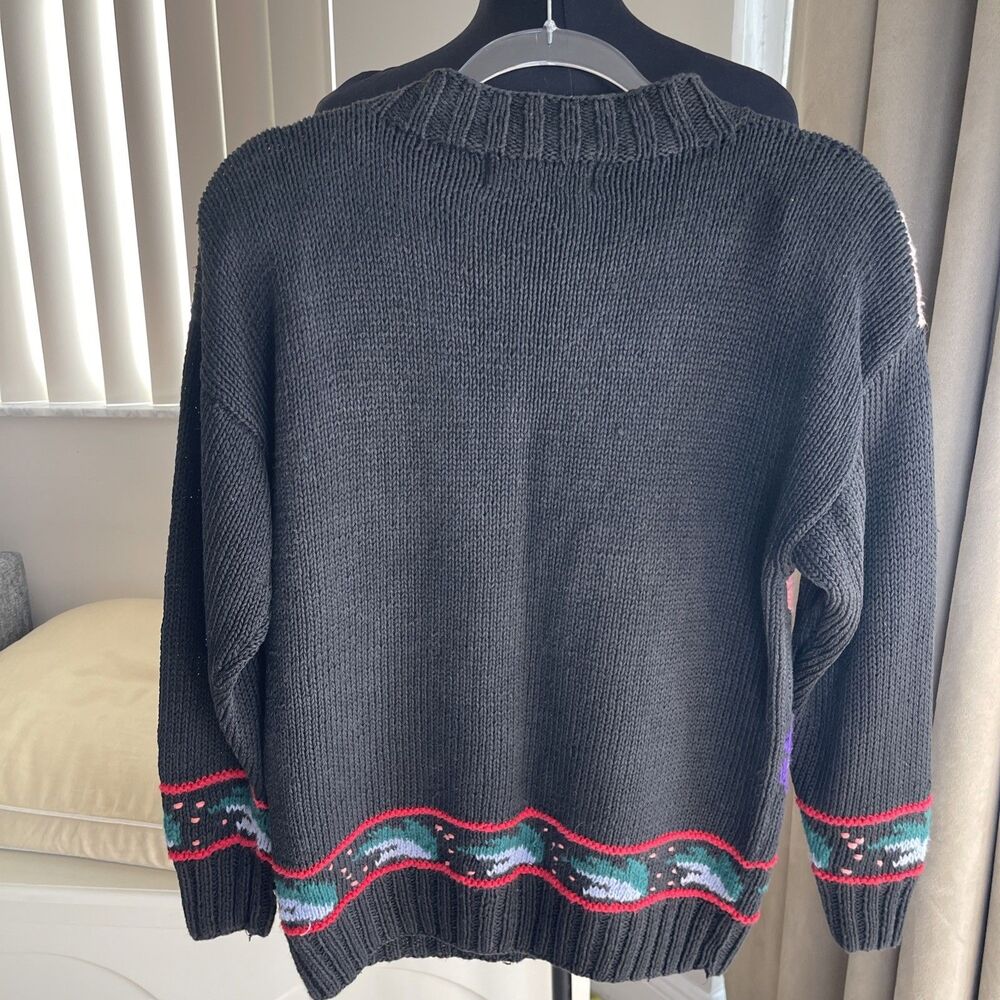 VTG 80s JJ Browne Black Multicolor floral hand Knit Sweater L - Picture 3 of 8
